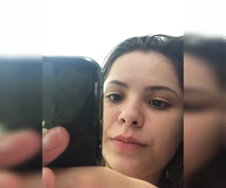 Vídeo das gatinhas se mostrando nas lives