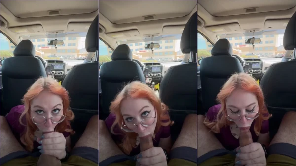 Rabuda dando aquela palinha no carango com o cara